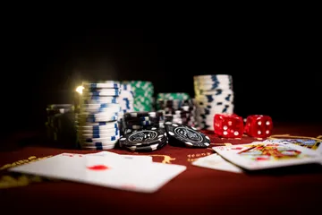 A professional dealer in a tuxedo greeting players at the roulette table, symbolizing the authentic live casino feel at CD44.